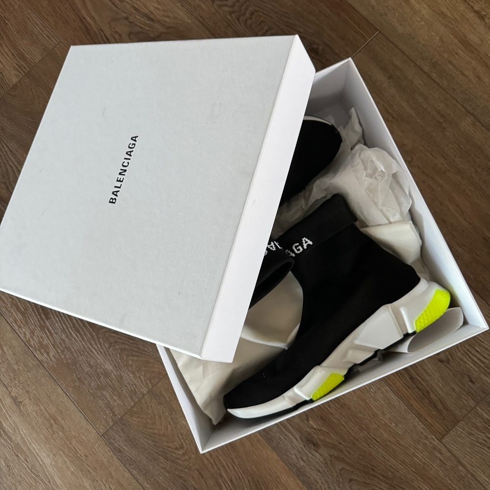 Balenciaga Men’s Fold Sock Runner Sneakers Size 44 US 11 Black & Neon Yellow